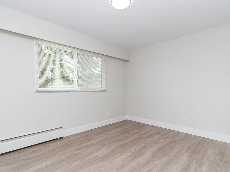 149 Wakesiah Ave — Photo 14