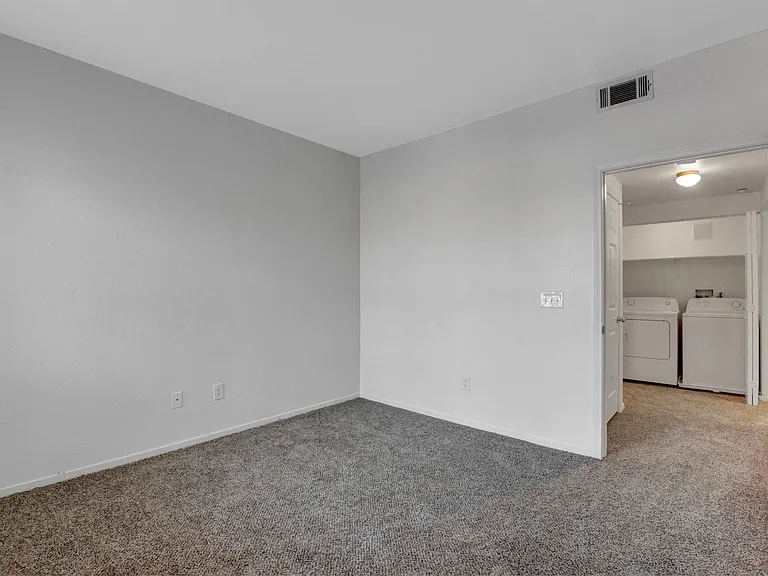 Aspen Peak Condominiums — Photo 56