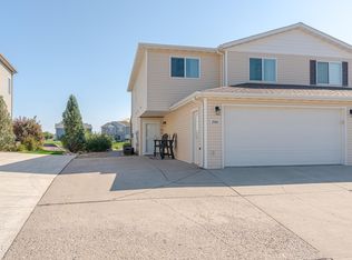 2008 Marina Rd SE, Mandan, ND 58554