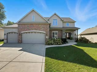 12794 Connecticut St, Crown Point, IN 46307