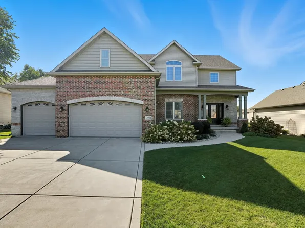 12794 Connecticut St, Crown Point, IN 46307