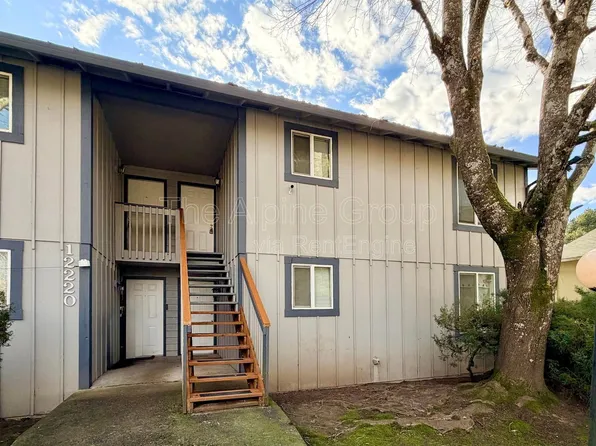 12220 SW Longhorn Ln Unit D, Beaverton, OR 97008