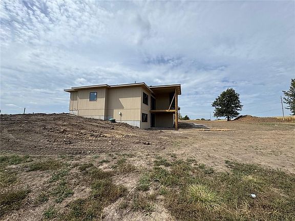 5th image of 14 Red Fox Cir