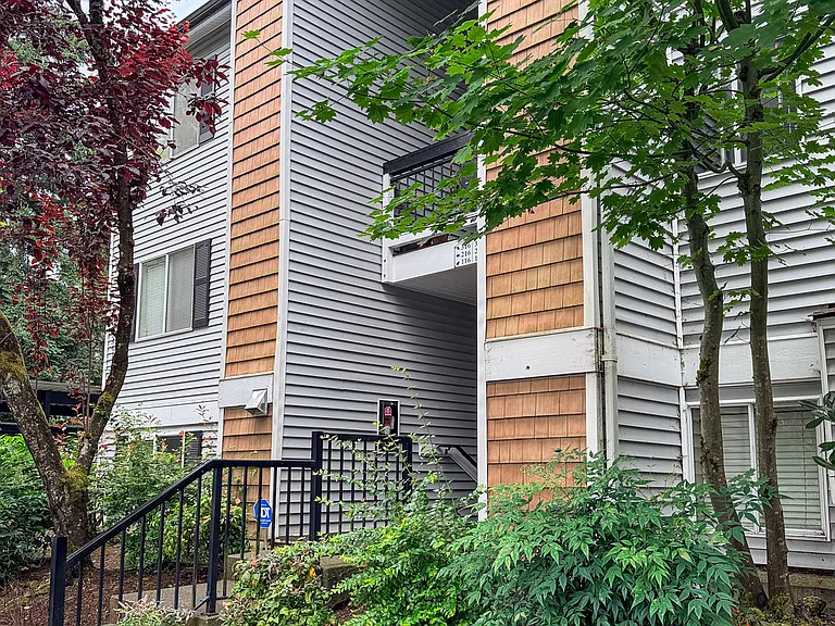 1011 156th Ave NE #C316 — Photo 30