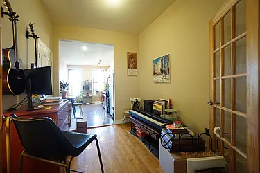 Rented by Rennit Inc.