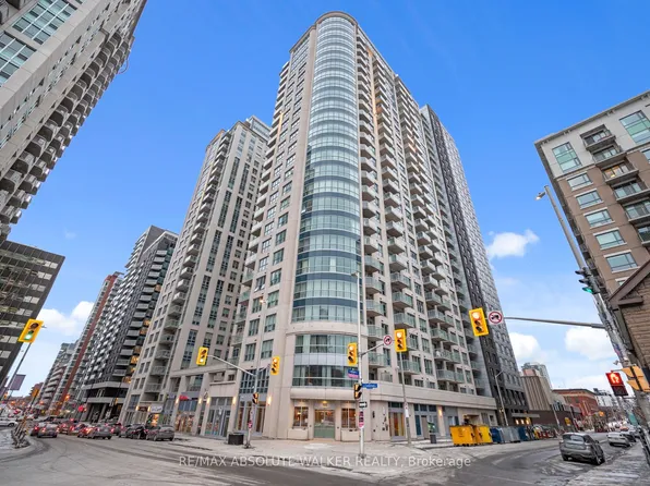 195 Besserer St #1003, Ottawa, ON K1N 0B6