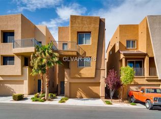 9320 Hopcroft Ave, Las Vegas, NV 89178