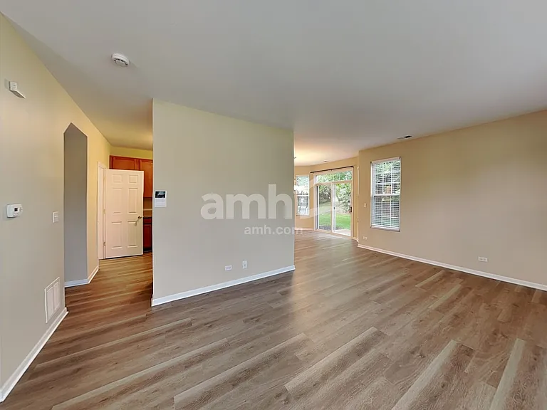 509 Springbrook Trl N — Photo 6