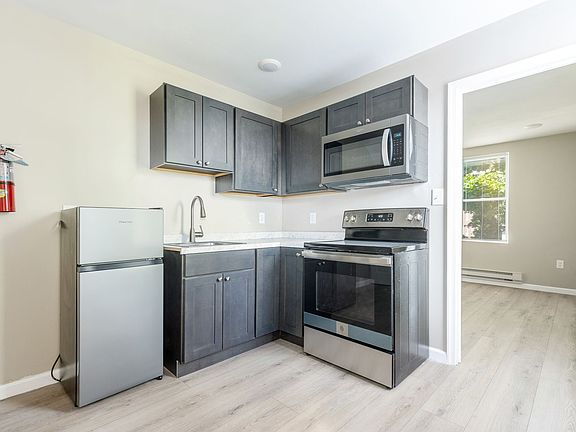 5th image of 4821 Griscom St #B1