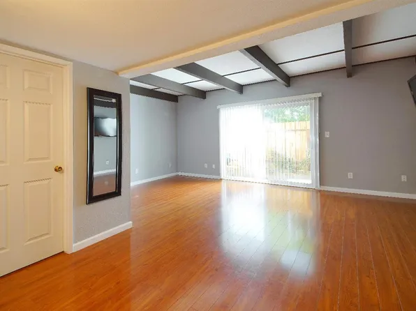 6004 Shadow Ln, Citrus Heights, CA 95621