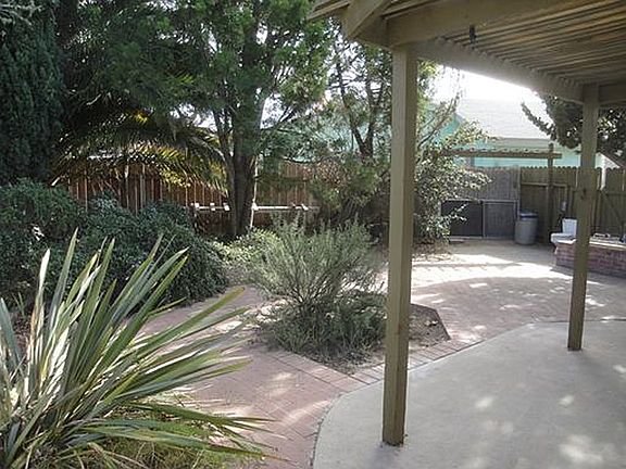 5th image of 643 Lavelle Ct