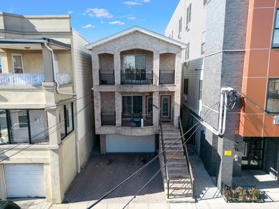 6113 Broadway, West New York, NJ, 07093