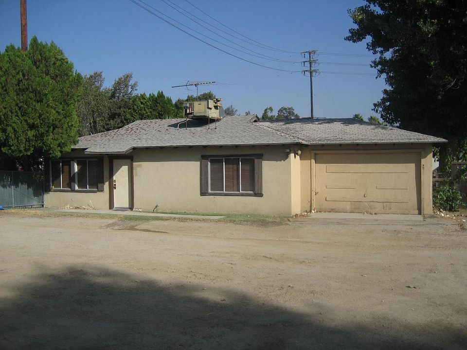1st image of 10547 Anderson St
