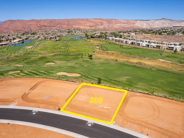 Yellow Knolls Dr #205, Saint George, UT 84770