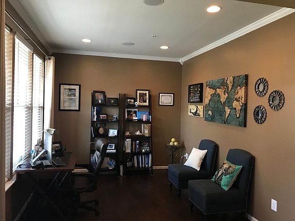3rd image of 43703 Yulan St