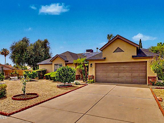 3rd image of 5002 E BLANCHE Drive