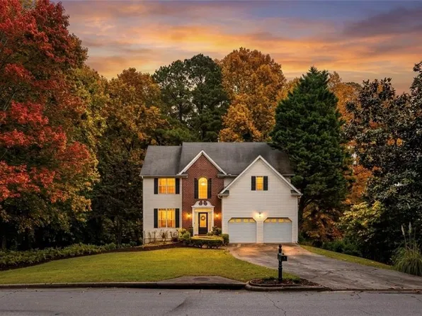 2219 Brickton Xing, Buford, GA 30518