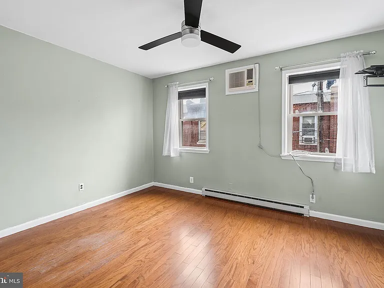 2336 S Carlisle St — Photo 8