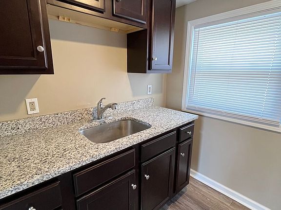 4th image of 523 E 12th Ave #D