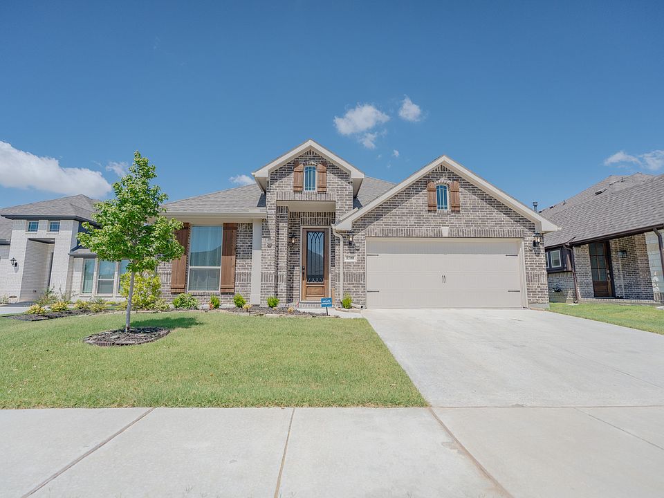 1st image of 8508 White Rock Ln