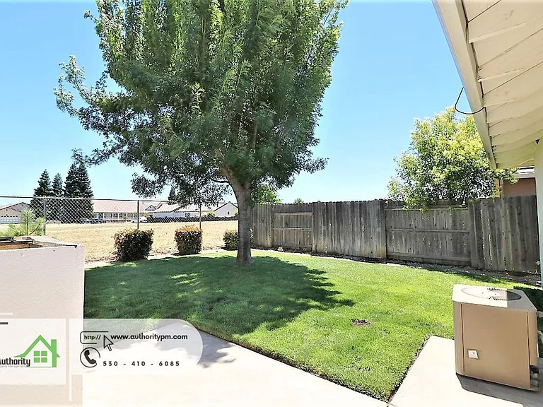 22375 Rio Alto Dr #A — Photo 17