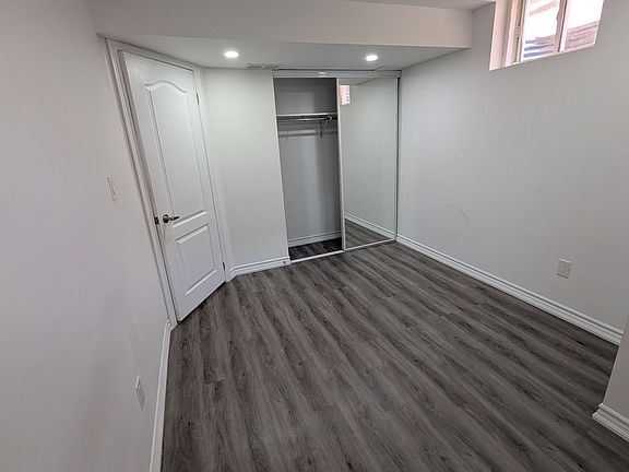 5th image of 25 Caliper Rd #Basement