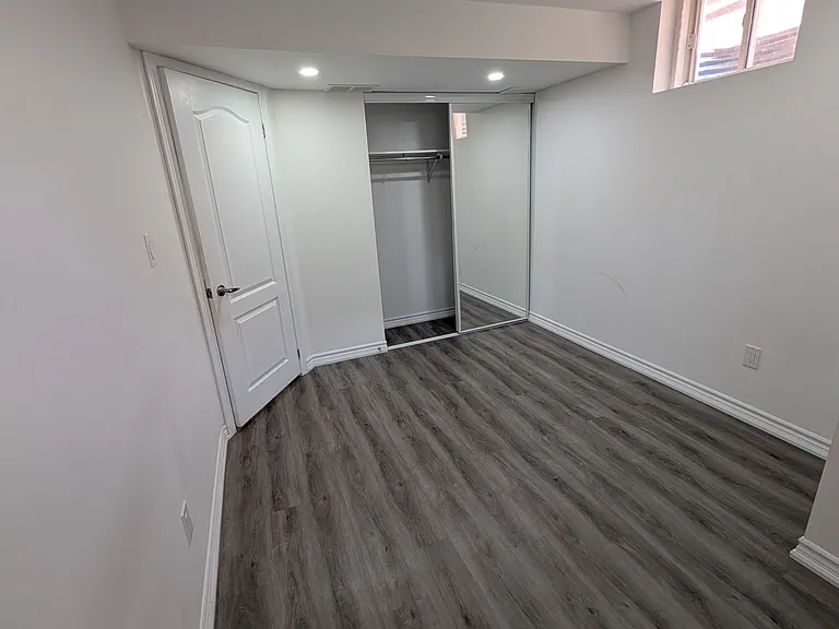 25 Caliper Rd #BASEMENT — Photo 5