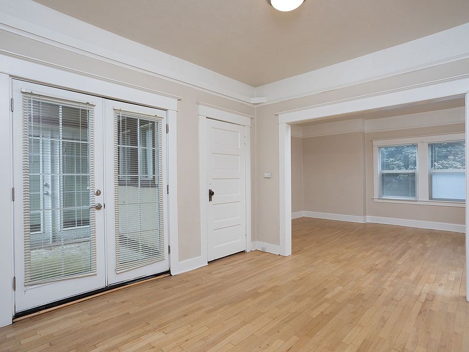 1st image of 1022 NE Hancock St #2a4b6e78f
