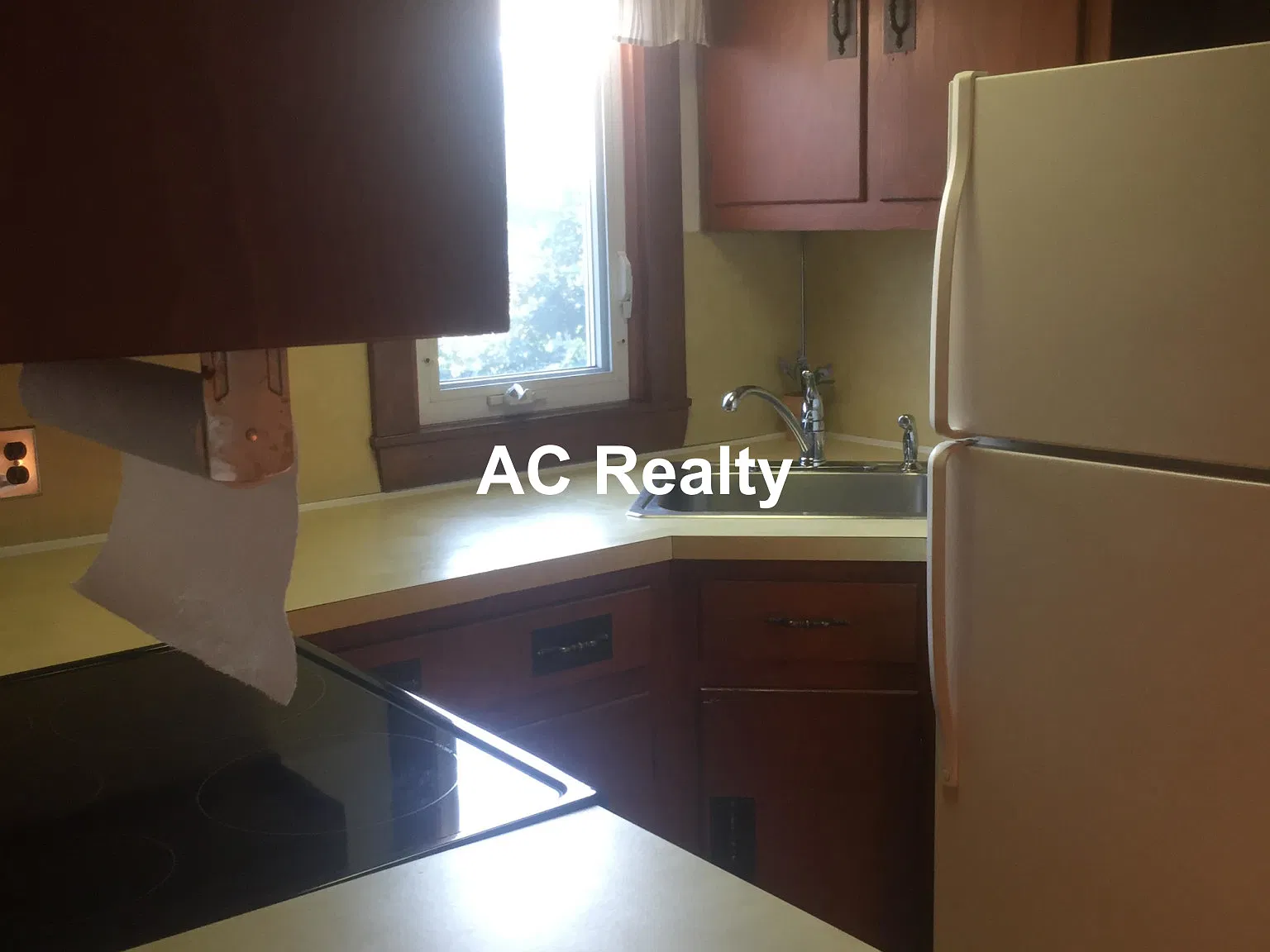 2 bed, 1.0 bath, $2,000 — Photo 2
