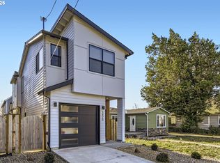 5420 SE Knapp St, Portland, OR 97206