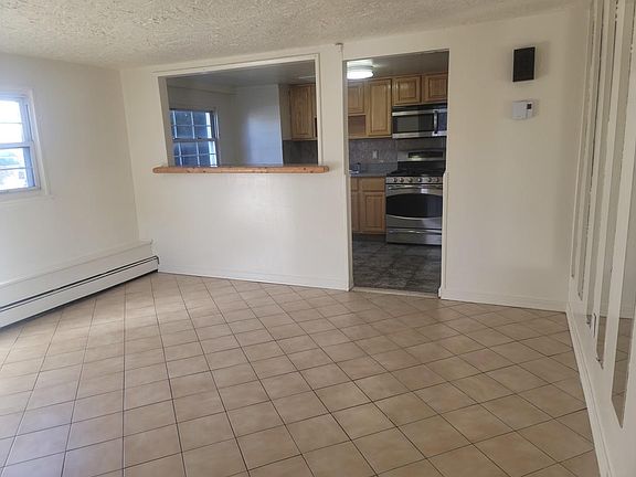 5th image of 1385 Sweetman Ave Floor 1