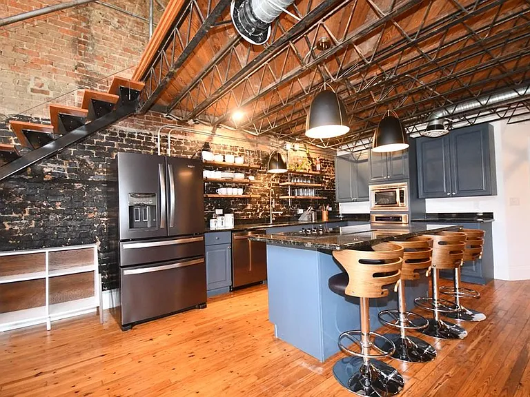 55 E Main St #207 — Photo 3