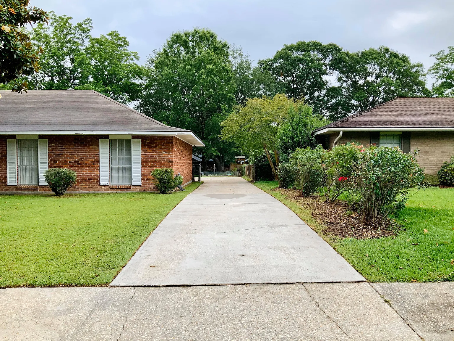 3 bed, 1840 sqft, $720 — Photo 2