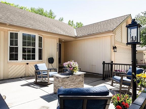 4th image of 5207 NW 84th Pl