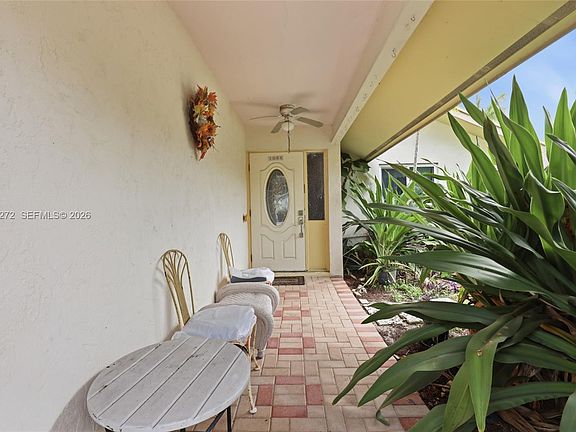 3rd image of 1066 Highlands Dr