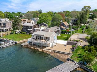 8 Bonneau Ct, Dartmouth, MA 02748