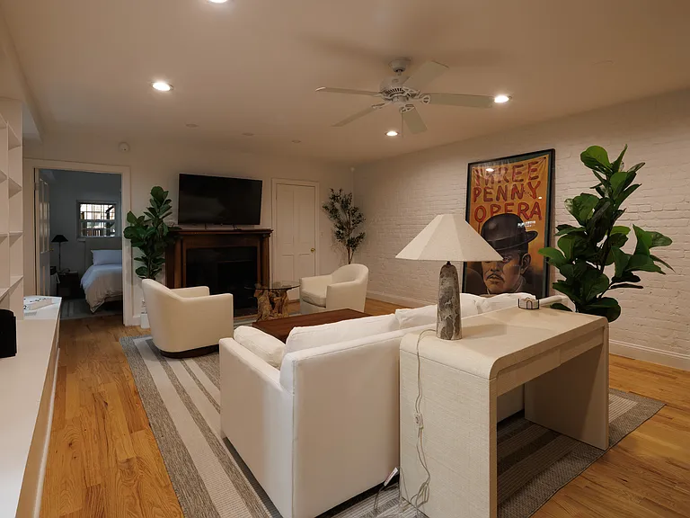 3 E 9th St #1BF — Photo 12