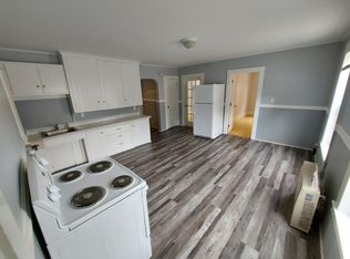 105 2nd St #1, Auburn, ME 04210