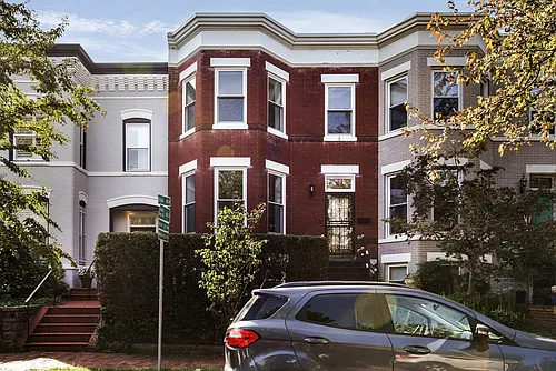 325 G St NE #1 Photo 1 325 G St NE #1 Photo 1