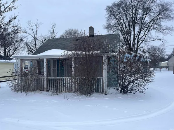 1216 E Jefferson Blvd, Mishawaka, IN 46545