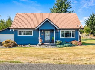 1660 Wheaton St, Raymond, WA 98577