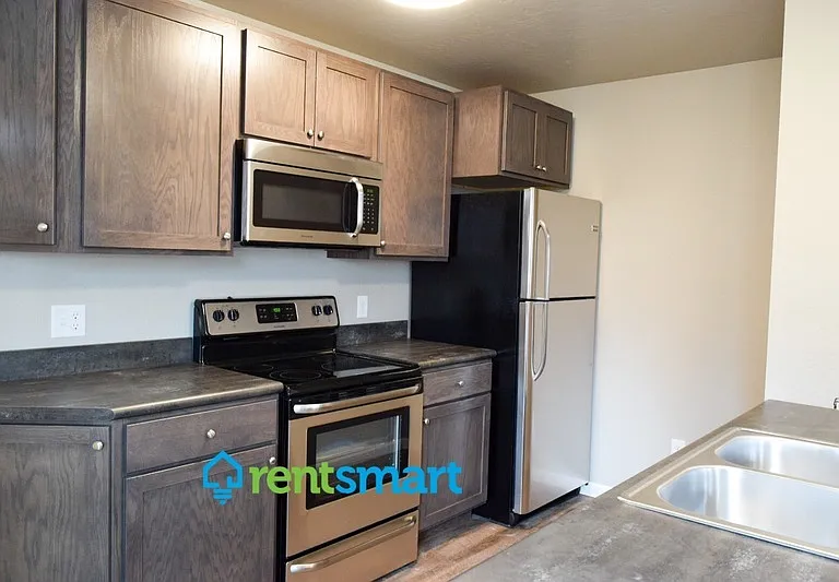1809 S 11th St W #3 — Photo 3