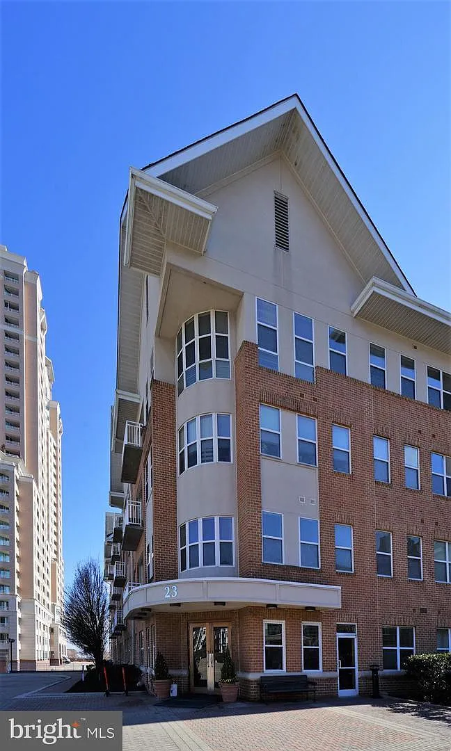 23 Pierside Dr — Photo 3