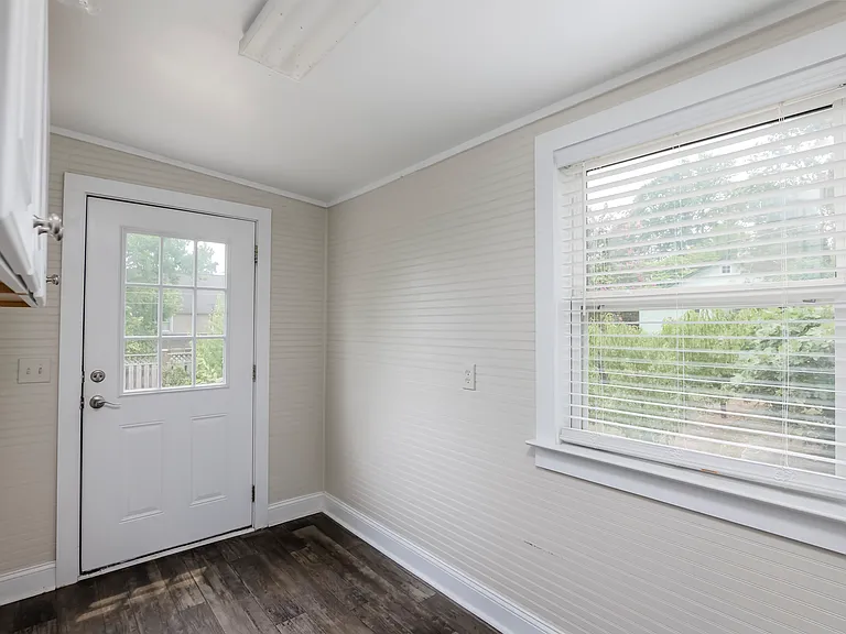 319 Oliver St — Photo 18