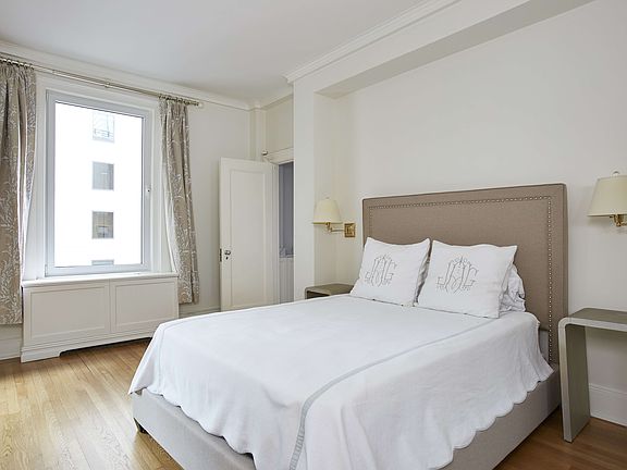 4th image of 470 Park Ave APT 12B