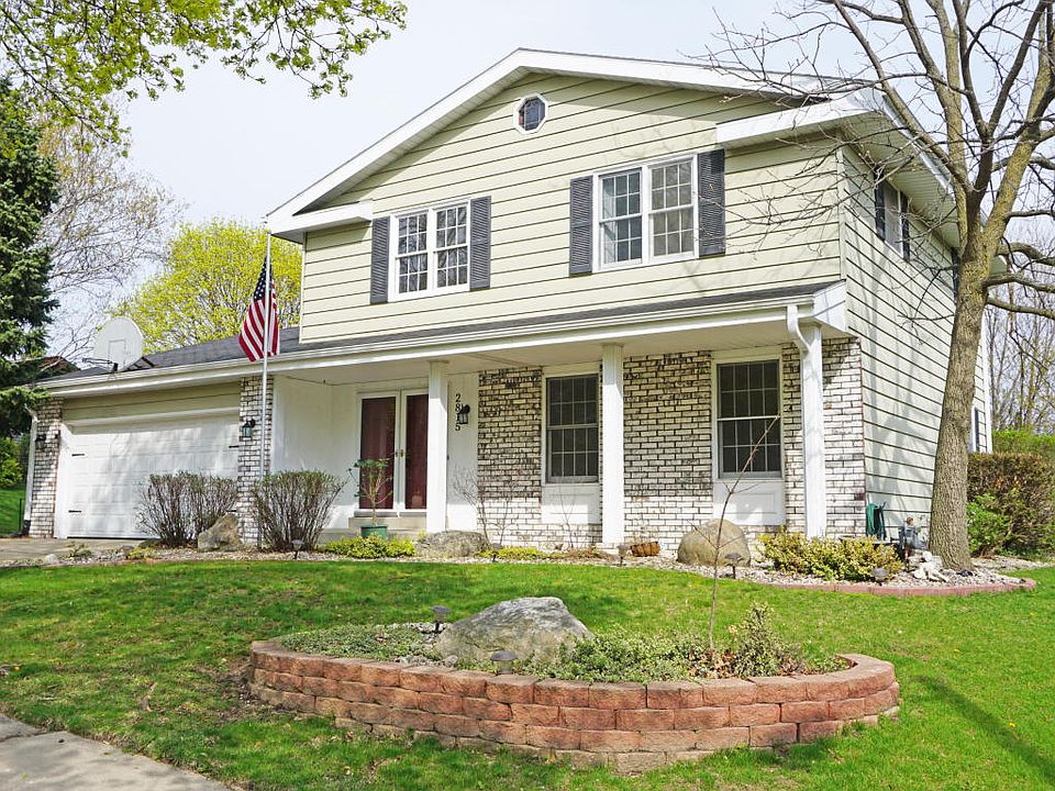 2nd image of 2815 Buckingham Ct