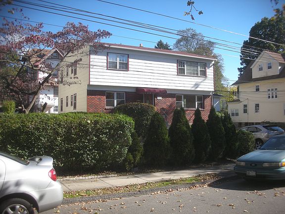 4th image of 119 Dell Ave
