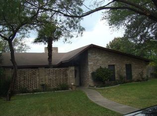 468 Capitan St, Uvalde, TX 78801