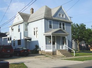656 Chatham St NW, Grand Rapids, MI 49504