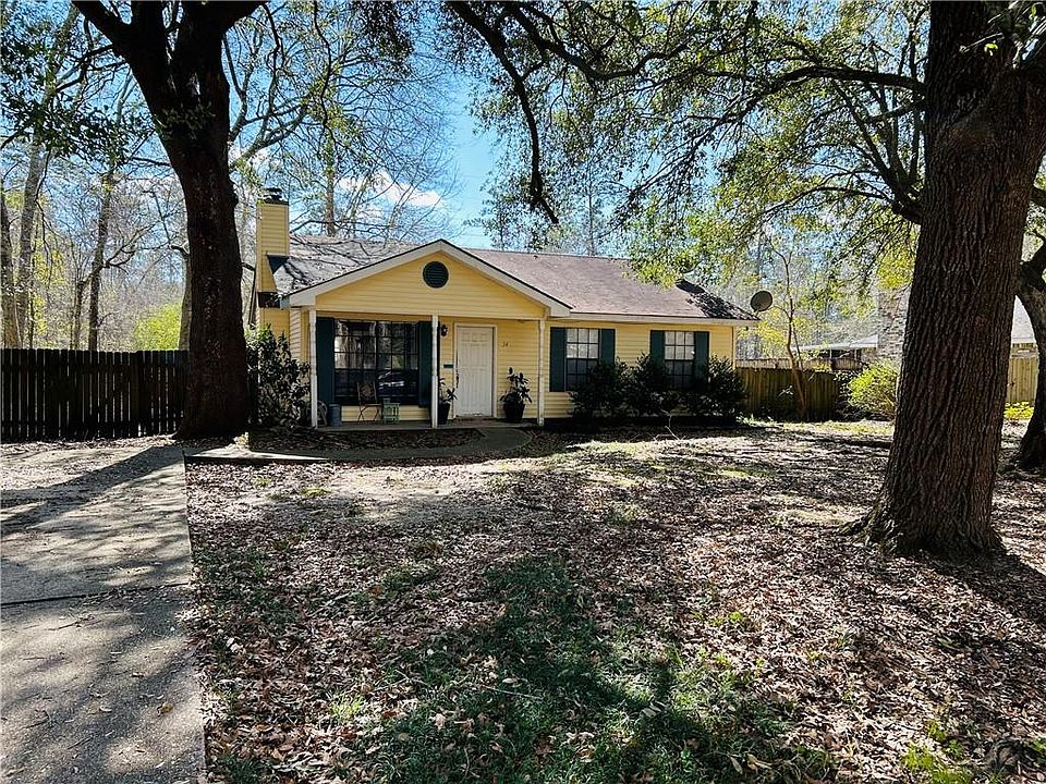 1st image of 34 Shady Oaks Dr